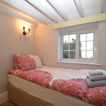 The Cottage, Hastings — photo 2