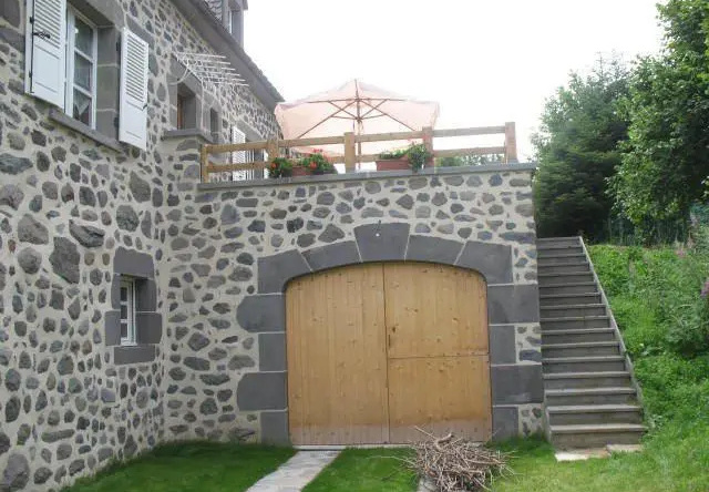 Corps de Ferme en Auvergne, Virargues — photo 1