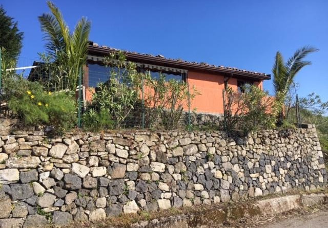 Casa Motta Camastra Sicilië, Prive Zwembad En Free Wifi, Мотта Камастра — фото 1