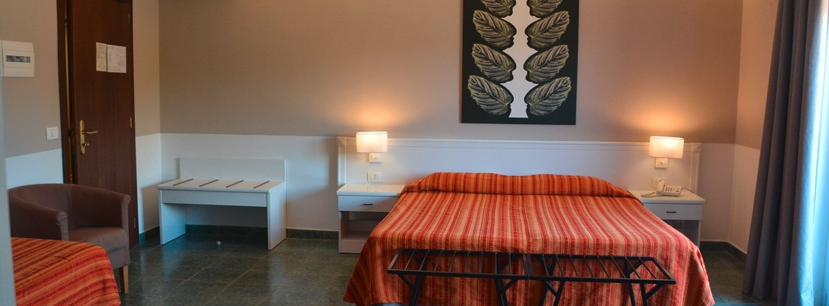 Conte Di Cabrera Hotel Club, 莫迪卡 — 照片 1