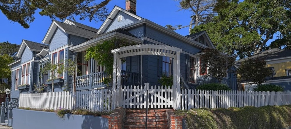 3749 Victorian Sanctuary by the Sea, Pacific Grove — photo 1