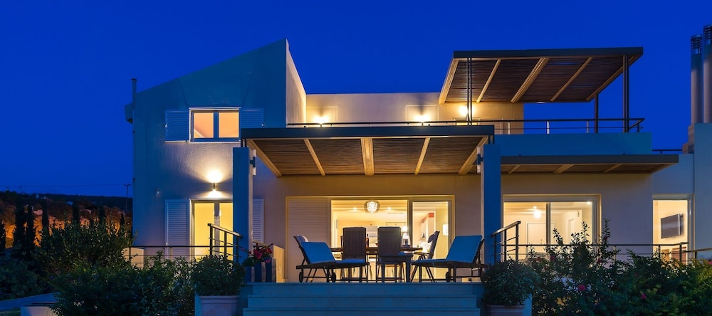 Legrena Beach Villa, Лавреотики — фото 1