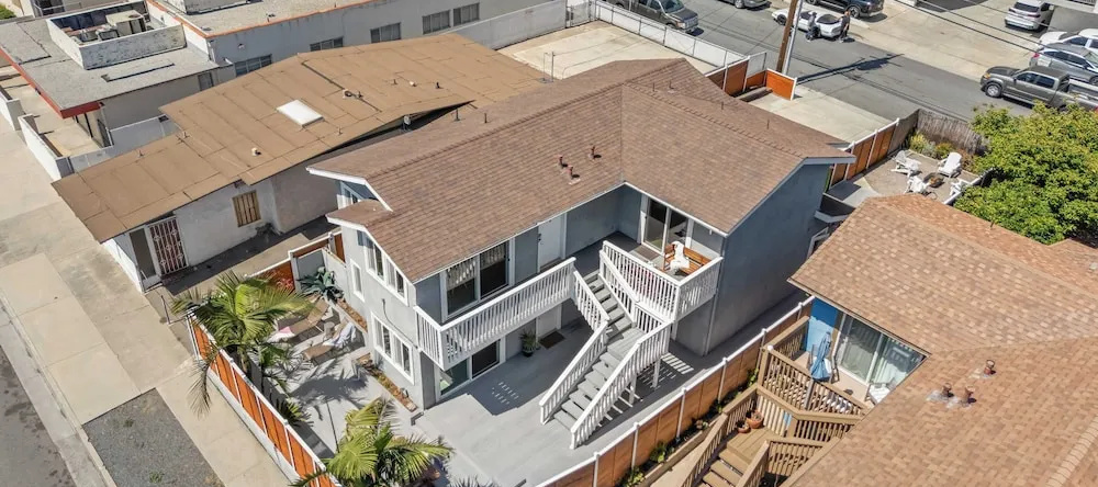 Ocean View + Deck, Walk To Trestles Beach El Camino Surfhouse B By Avantstay, Сан-Клементе — фото 1