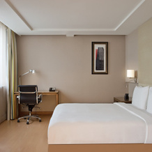 DoubleTree Suites by Hilton Bengaluru Outer Ring Road, 班加罗尔 — 照片 5
