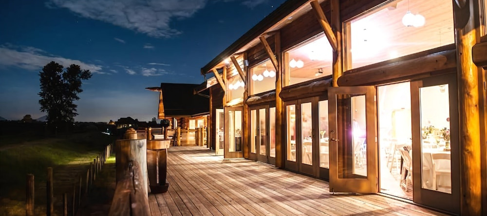 Fraser River Lodge, Агассис — фото 1