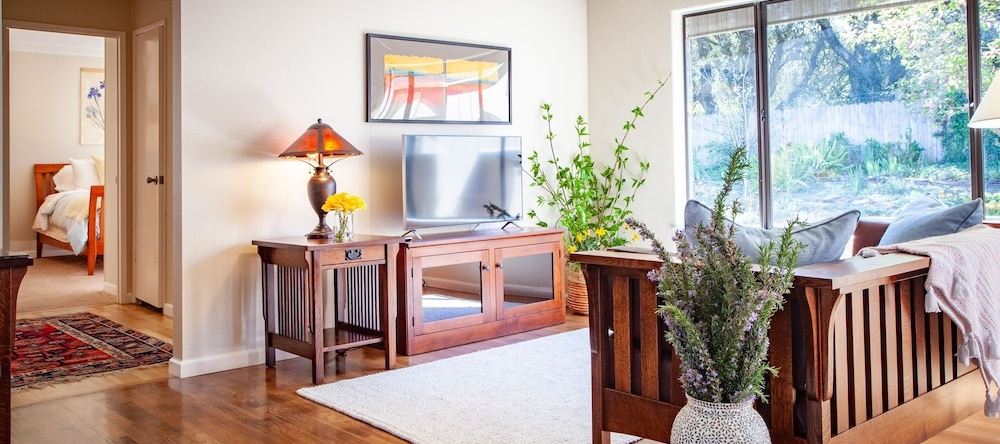 197 Upland Drive - 3 Br Home, 托马尔斯 — 照片 1