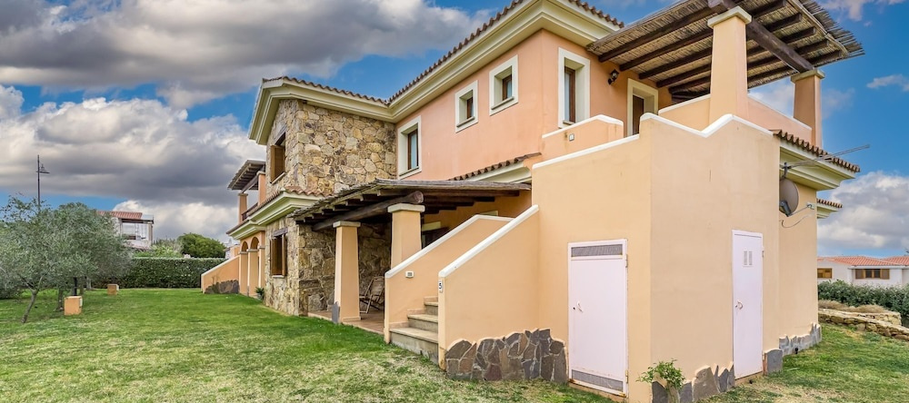 Le Dimore Di Nettuno 5 With Pool, Ольбия — фото 1