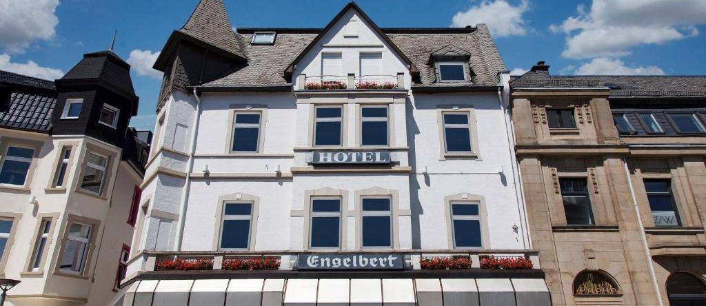 Hotel Engelbert, 伊瑟隆 — 照片 1