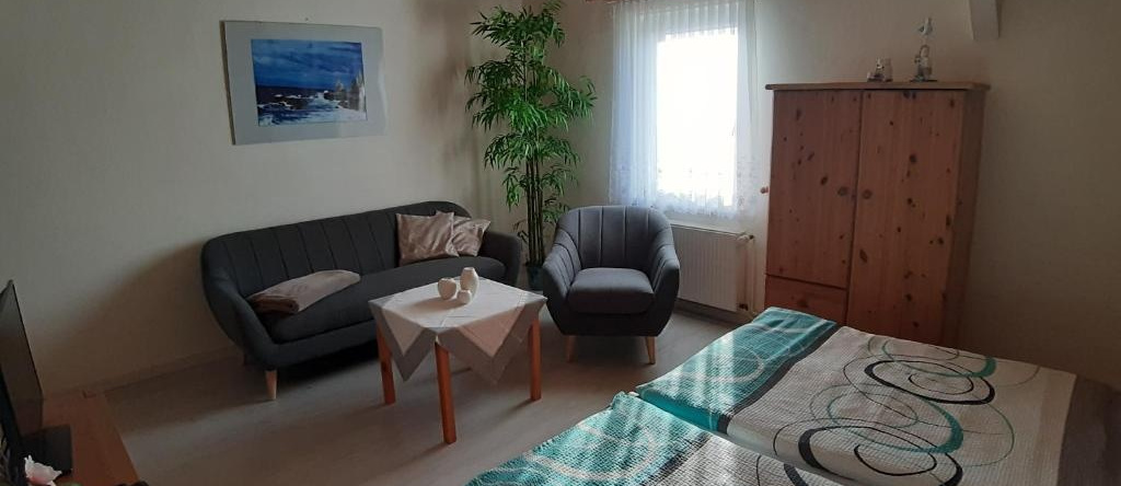 Ferienwohnung Leopold-Risch, Gnies — photo 1