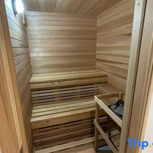 Luxury Home with Sauna, Patio & Backyard Near Lake, 列治文山 — 照片 4
