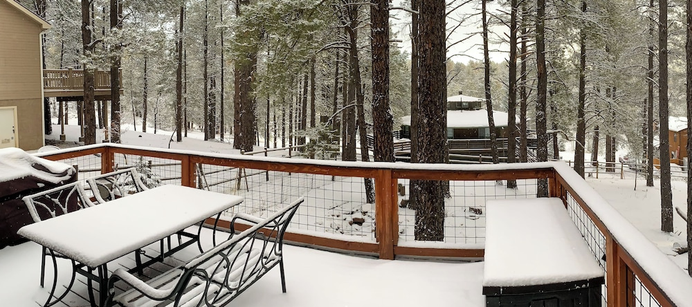 10 Mi to Downtown Flagstaff: Home w/ EV Charger, Kachina Village — photo 1