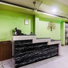 OYO 27675 Hotel Am Palace, Nagaon — photo 2