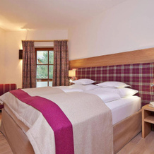 Alpeiner Nature Resort Tirol, Нойштифт — фото 2