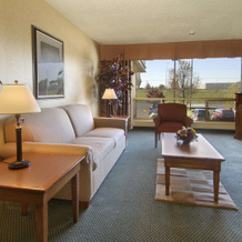 Red Lion Hotel Kelso Longview, 伍德兰 — 照片 4