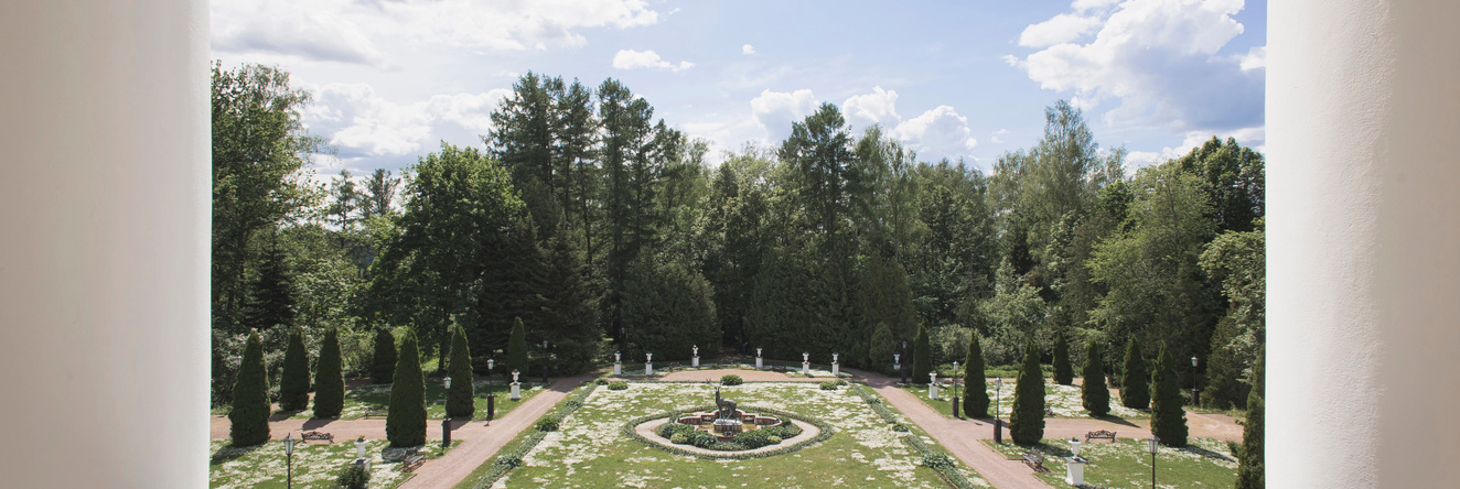 Park-hotel Morozovka, Lyalovo — photo 1