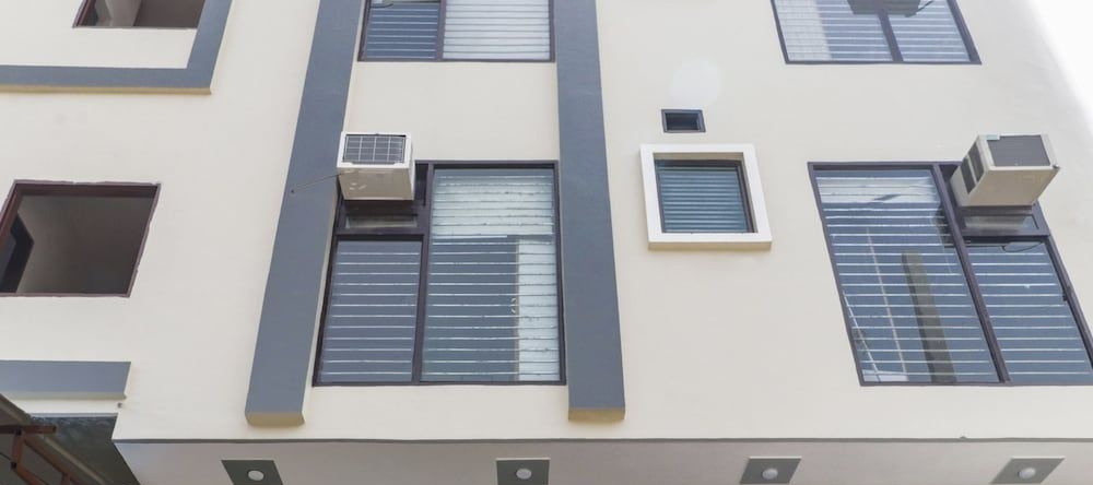 Oyo 45965 Hotel Krishnam, 坦纳萨尔 — 照片 1
