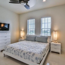 Bord du Mer 6 Bedroom Holiday Home by Five Star Properties, 米拉马尔海滩 — 照片 5