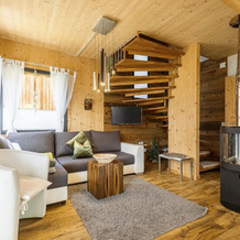 Modern Wooden Chalet in Sankt Georgen ob Murau with Hot Tub, 圣洛伦岑上穆劳 — 照片 3
