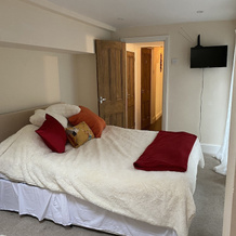 Immaculate 1-bed Apartment Near the River Thames, 泰晤士河畔森伯里 — 照片 2