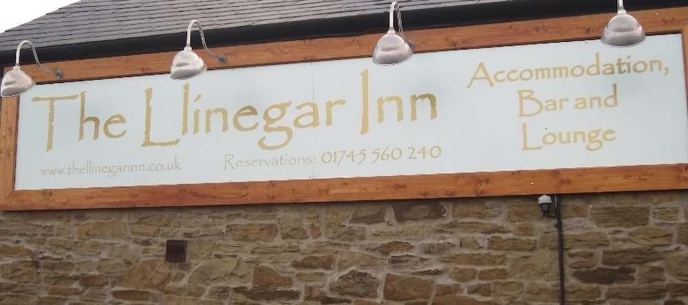 The Llinegar Inn, 霍利韦尔 — 照片 1