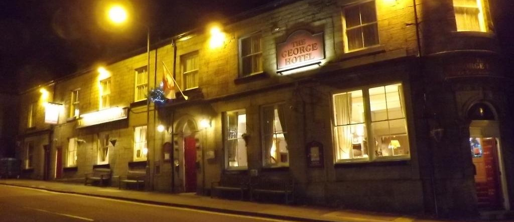 The George Hotel Glossop, 格洛索普 — 照片 1