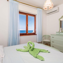 Beautiful Home in Lukovo Sugarje With 5 Bedrooms, Jacuzzi and Wifi, 卢科沃舒加列 — 照片 5