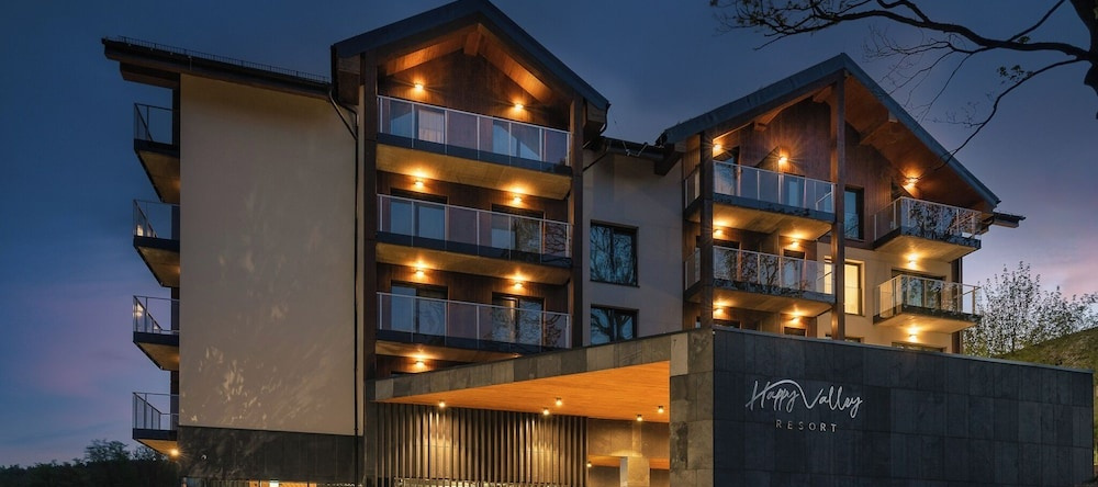 Holiday Inn Resort Szklarska Poreba Happy Valley, 什克拉尔斯卡波伦巴 — 照片 1