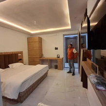 Hotel Surya Inn, 拉尔塔帕尔 — 照片 5