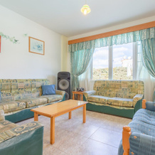 Villa Iliada Large Private Pool Walk to Beach A C Wifi Car Not Required - 2143, Poli Crysochous — photo 2