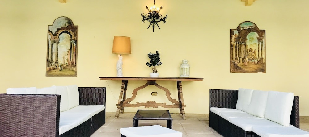 Villa Donna Adriana, 圣彼得罗韦尔诺蒂科 — 照片 1