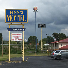 Finn's 66 Motel, St. James — photo 2