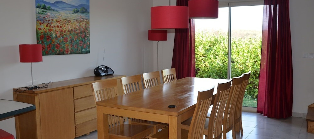 Villa in France With Private Garden, 朗扎克 — 照片 1