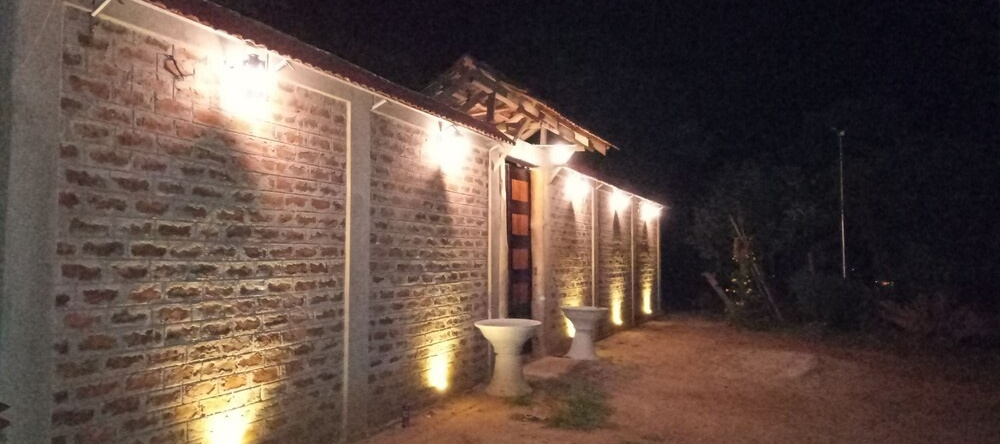 Sandalwood Cottage, 廷巴克图 — 照片 1