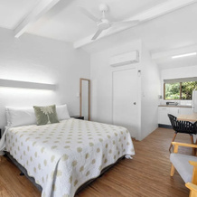 Kinka Palms Beachfront Apartments / Motel, 金卡海滩 — 照片 2