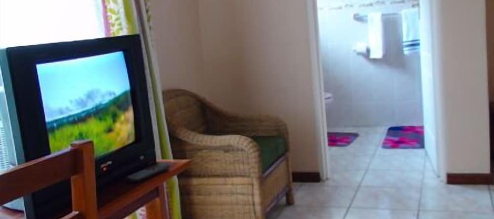 Palm Valley Lodge, Blantyre — photo 1