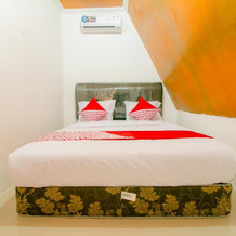 Hotel O Ratu Pantai, 佩拉布汉拉图 — 照片 4