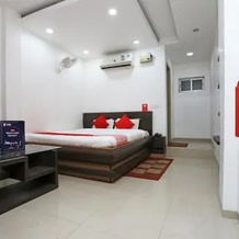 Hotel Yuvraj by OYO Room, 巴加尔普尔 — 照片 4
