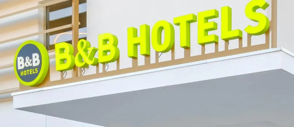 B&B Hotel Aurillac le Lioran, 欧里亚克 — 照片 1