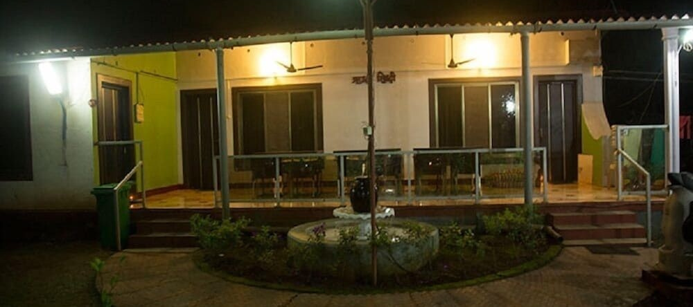 Sanidhya Resort, 基姆 — 照片 1