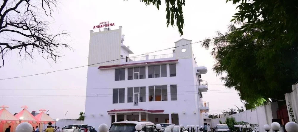Hotel Annapurna Regency, Виндхьячал — фото 1