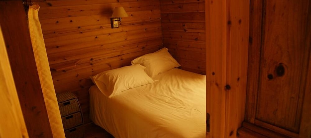 Camping Los Manzanos, Дорнеда — фото 1