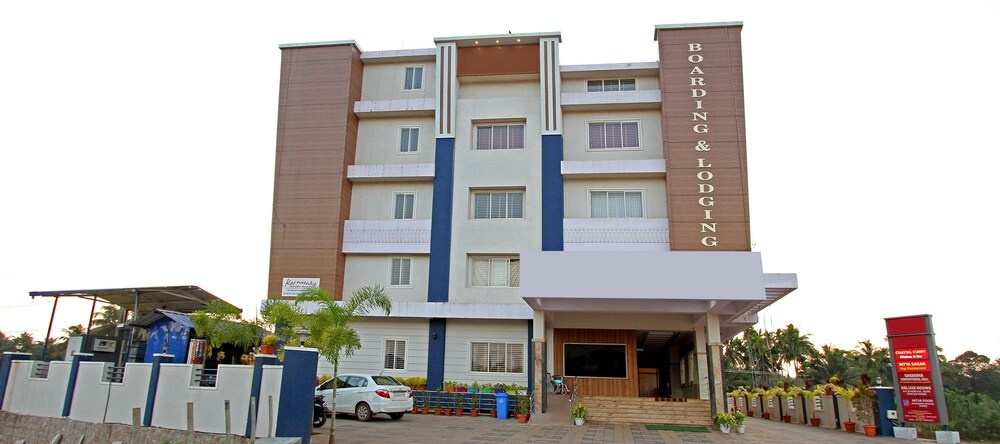 Hotel Ambika International by OYO Rooms, Yojana Nagara — photo 1