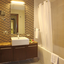 Royal Ascot Hotel Apartment, Дубай — фото 4