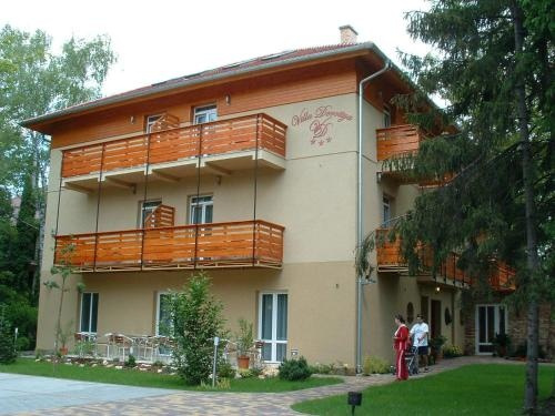 Villa Dorottya, 巴拉顿城堡 — 照片 1