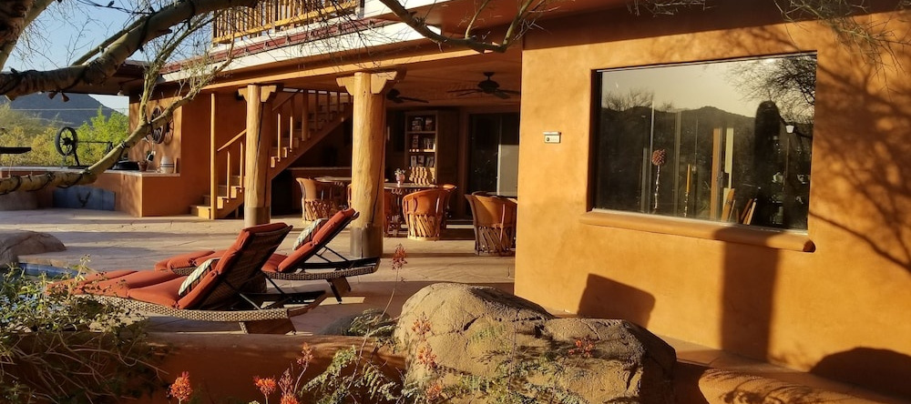 Full Circle Ranch B&B Inn, 凯夫克里克 — 照片 1