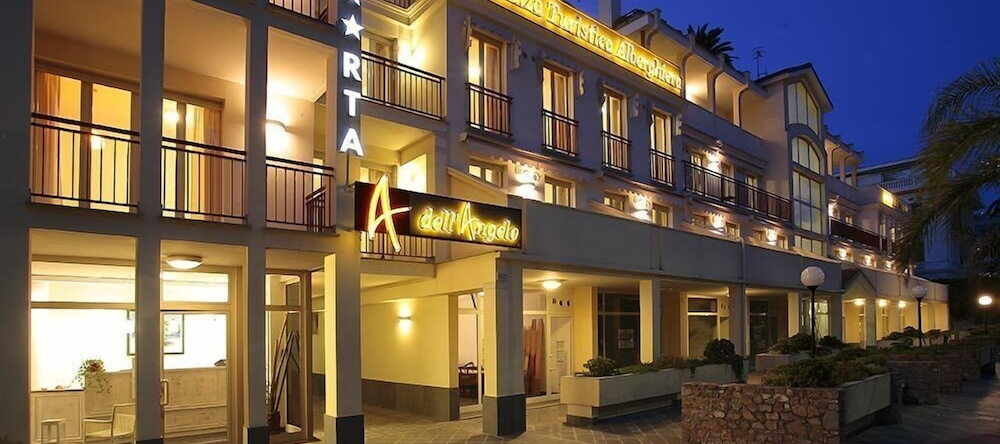 Residence Dell'Angelo, 奥斯佩达莱蒂 — 照片 1