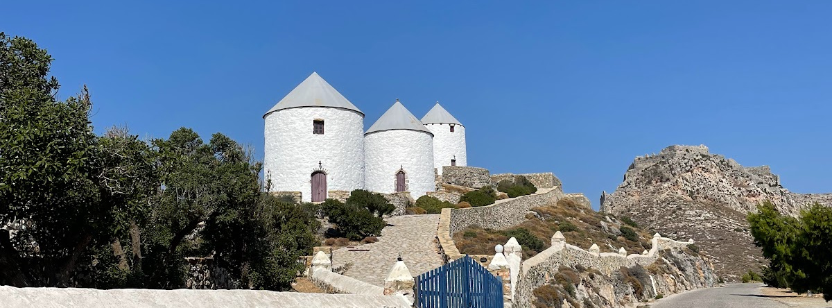 Eleftheria Hotel, Agia Marina — photo 1