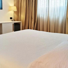Hotel Majestic House, 卡斯泰内多洛 — 照片 4
