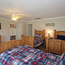 Hondo's River Haus - 4 Br Home, Canyon Lake — photo 2