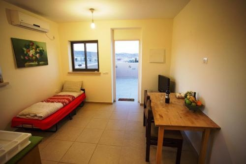 Shira BaMidbar, Sde Boker — photo 1